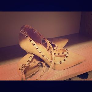 Closed Toe Pointed T-Strap Stud Beige High Heeled